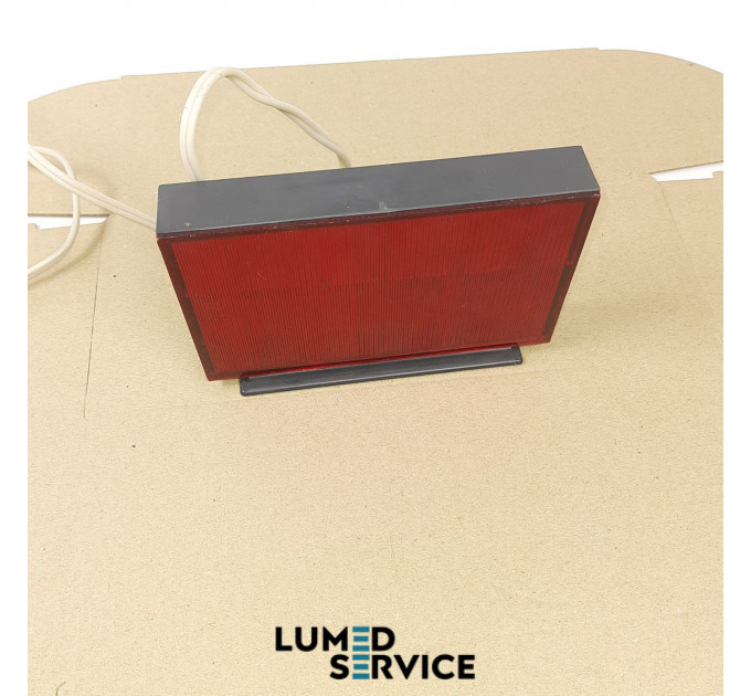 Червоний фонарь для фото